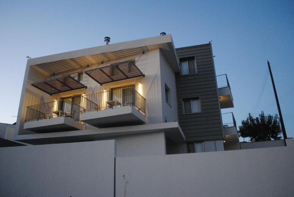 Agnanti Apartments Аргака Экстерьер фото